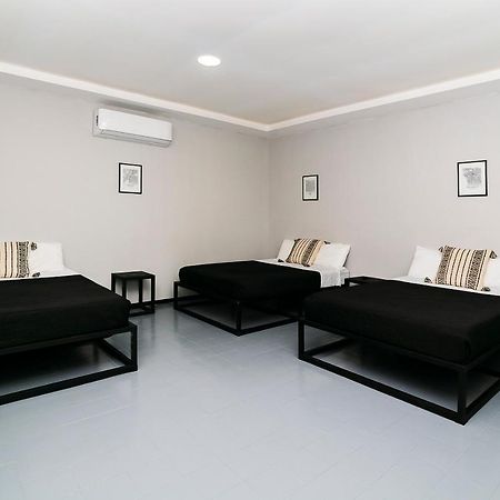 Adhoc Plaza Hotell Monterrey Eksteriør bilde
